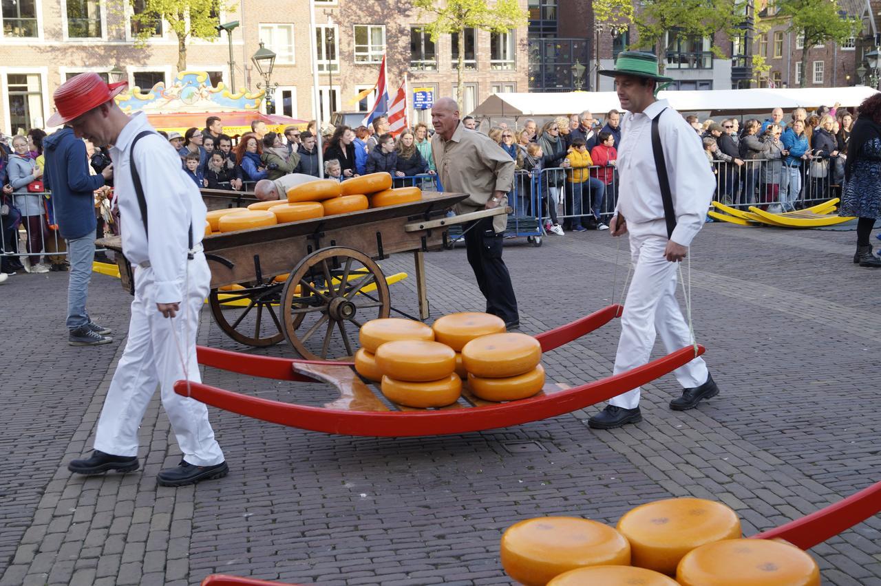 De Zes Wielen 阿尔克马尔 外观 照片